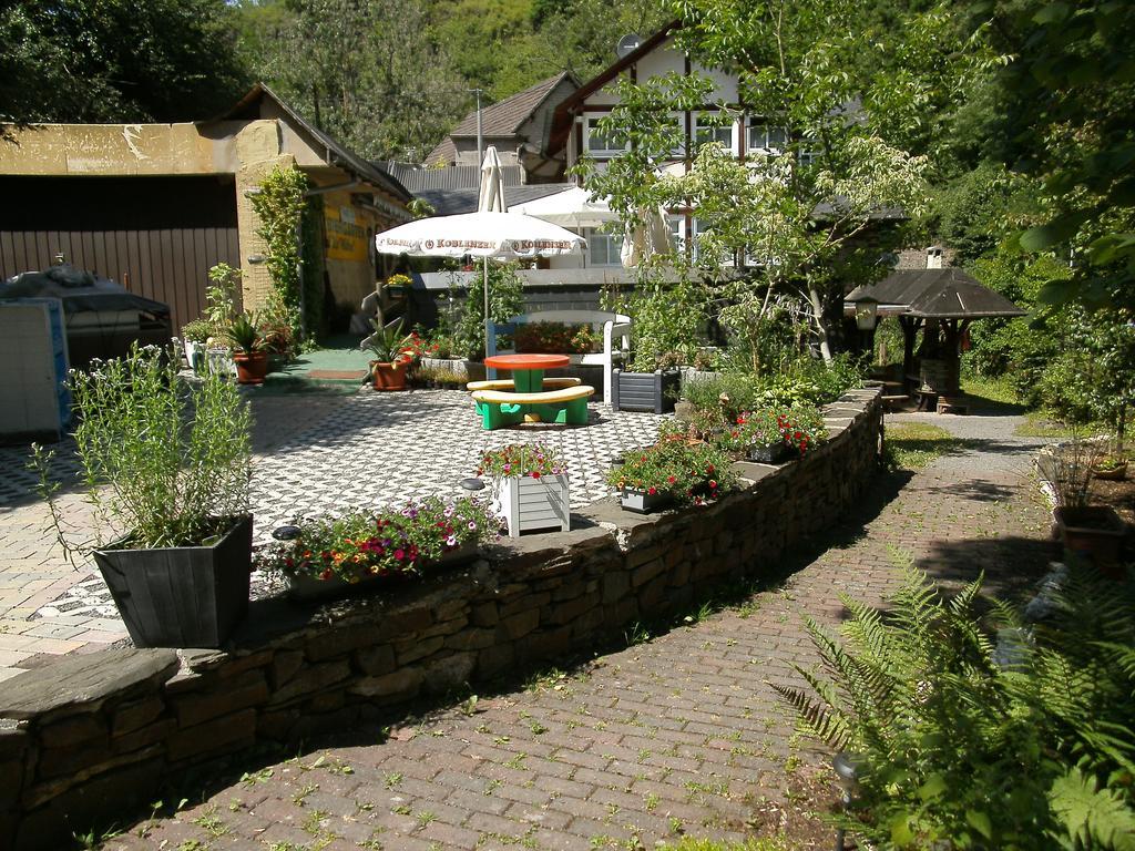 Pension&Apartments Linkemühle Niederfell Exterior foto